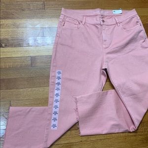 New- Old Navy Rose jeans size 18